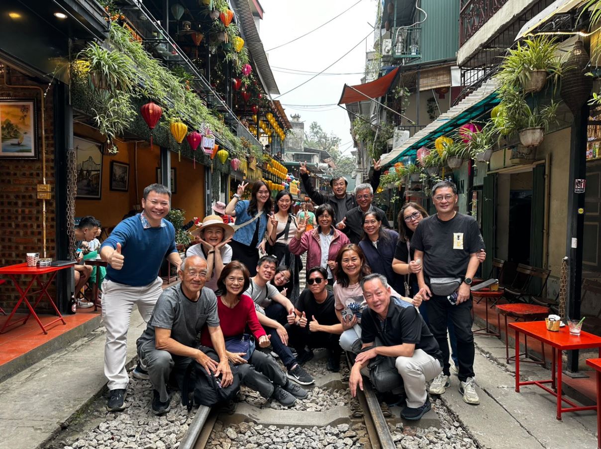 Traveling Through Local Cuisine and Culture